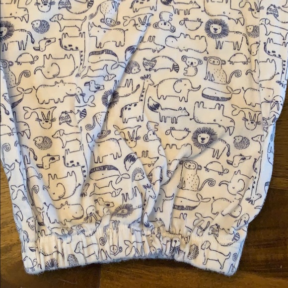 Newborn sleep sack with animals! - Picture 3 of 6